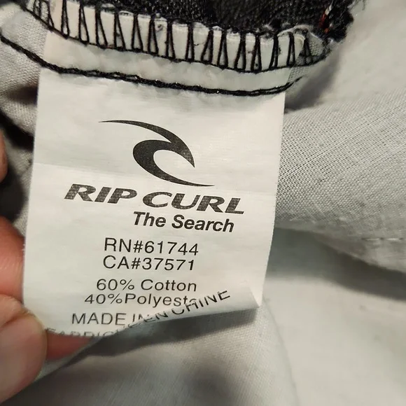 Rip Curl Black and Red Plaid Golf Shorts (0747) - Picture 5 of 6